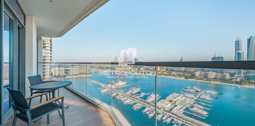 Apartment in Dubai Harbour, Dubai, UAE 2 bedrooms, 107 sq.m. № 592172