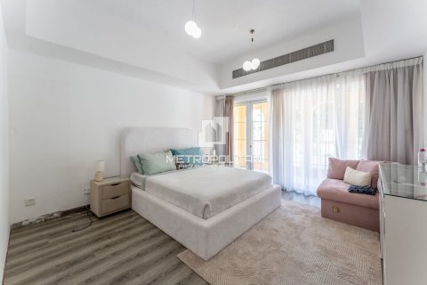 Vila v Dubai Land, SAE 3 ložnice, 381 m² Č.: 592173 - fotografie 14