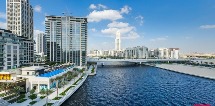 Appartamento a Dubai, EAU 4 camere da letto, 469.1 mq. № 623006