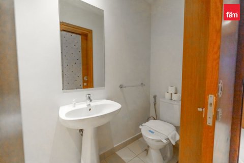 Appartamento in affitto a Al Wasl, Dubai, EAU 2 camere da letto, 170.3 mq. № 623009 - foto 17