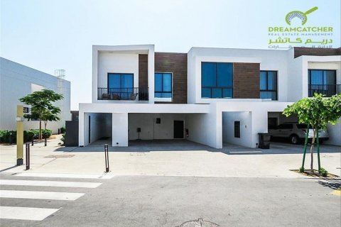 Vilë në Mina Al Arab, Ras Al Khaimah, Emiratet e Bashkuara Arabe 3 dhoma gjumi, 354.8 m2. № 588387 - Foto 2