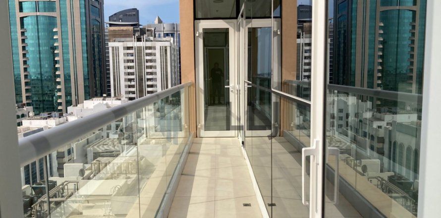Apartmen di Al Khalidiya, Abu Dhabi, UAE 3 bilik tidur, 186.7 meter persegi № 610035