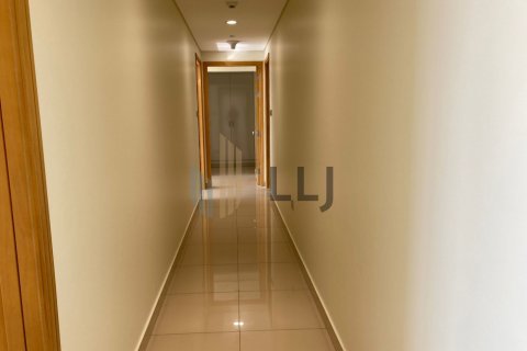 Apartmen di Al Khalidiya, Abu Dhabi, UAE 3 bilik tidur, 186.7 meter persegi № 610035 - foto 9
