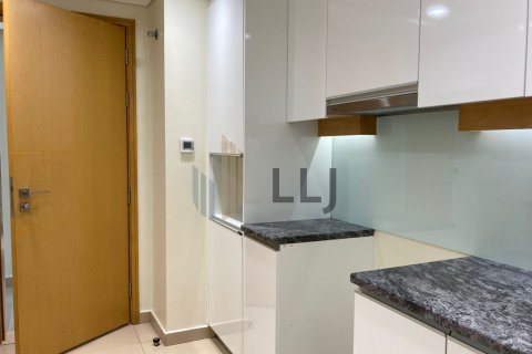 Apartmen di Al Khalidiya, Abu Dhabi, UAE 3 bilik tidur, 186.7 meter persegi № 610035 - foto 14