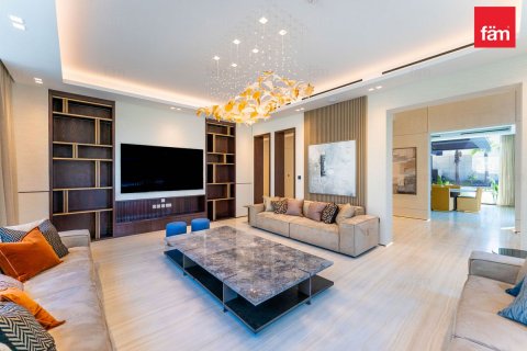 Vila v Palm Jumeirah, Dubai, SAE 6 ložnice, 1358.1 m² Č.: 612677 - fotografie 1