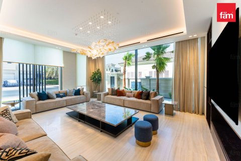 Vila v Palm Jumeirah, Dubai, SAE 6 ložnice, 1358.1 m² Č.: 612677 - fotografie 2