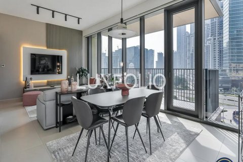 Downtown Dubai (Downtown Burj Dubai)、Dubai、UAE にあるマンション販売中 2ベッドルーム、154 m2、No628038 - 写真 1