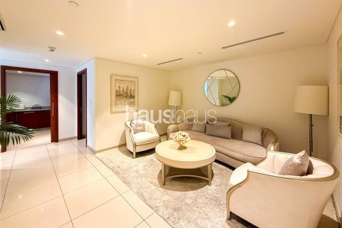 Apartment in Downtown Dubai (Downtown Burj Dubai), UAE 3 bedrooms, 219 sq.m. № 626141 - photo 8