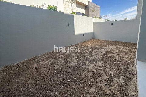 Townhouse in Dubai South (Dubai World Central), Dubai, UAE 3 bedrooms, 238 sq.m. № 626054 - photo 4