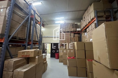 Al Qusais, Dubai, UAE의 판매용 공장 12000제곱미터 번호 623548 - 사진 14