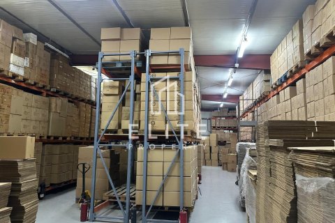 Al Qusais, Dubai, UAE의 판매용 공장 12000제곱미터 번호 623548 - 사진 11