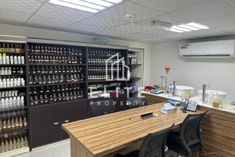 Өндіріс бөлмесі Аль-Кусаис, Дубай, БАӘ-да 12000 м² № 623548 - фото 1