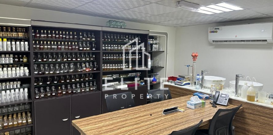 Өндіріс бөлмесі Аль-Кусаис, Дубай, БАӘ-да 12000 м² № 623548