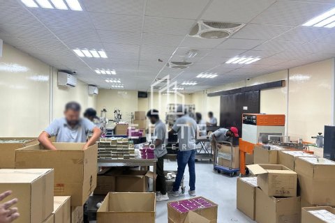 Al Qusais, Dubai, UAE의 판매용 공장 12000제곱미터 번호 623548 - 사진 17