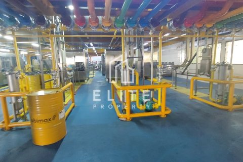 Factory in Sharjah, UAE 16502 sq.m. № 623551 - photo 23