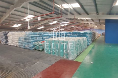 Factory in Sharjah, UAE 16502 sq.m. № 623551 - photo 9