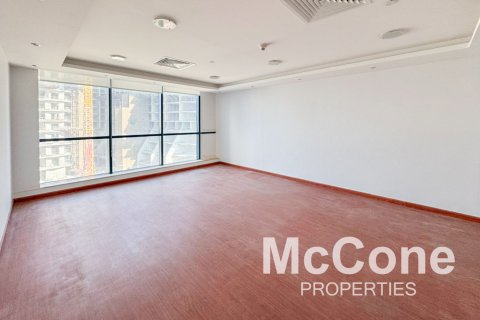 Office in Jumeirah Lake Towers, Dubai, UAE 102.66 sq.m. № 587002 - photo 3