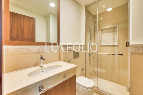Apartmen di Downtown Dubai (Downtown Burj Dubai), Dubai, UAE 3 bilik tidur, 179 meter persegi № 628094 - foto 15
