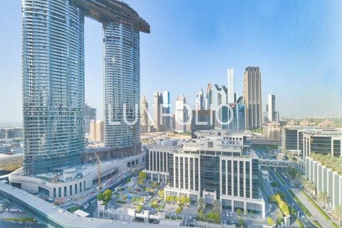 Apartmen di Downtown Dubai (Downtown Burj Dubai), Dubai, UAE 3 bilik tidur, 179 meter persegi № 628094 - foto 2