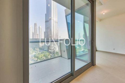 Apartmen di Downtown Dubai (Downtown Burj Dubai), Dubai, UAE 3 bilik tidur, 179 meter persegi № 628094 - foto 11