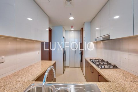 Apartmen di Downtown Dubai (Downtown Burj Dubai), Dubai, UAE 3 bilik tidur, 179 meter persegi № 628094 - foto 19