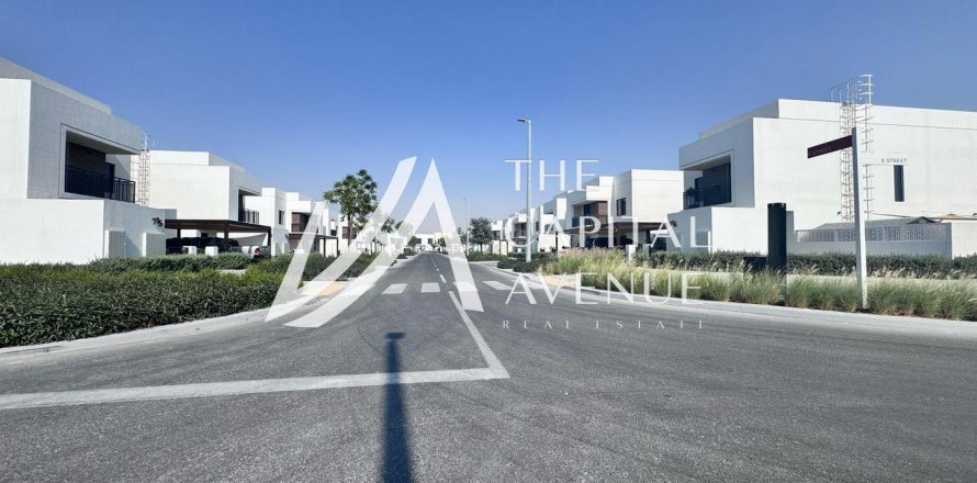 Townhouse on the Yas Island, Abu Dhabi, UAE 3 bedrooms, 166 sq.m. № 605110