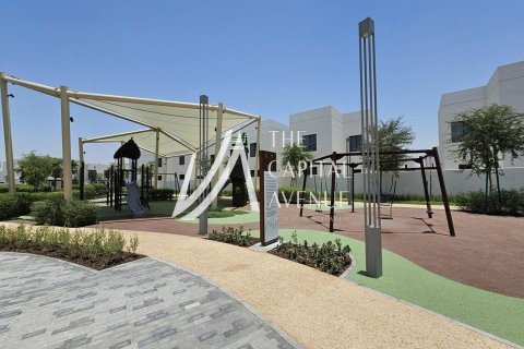 Townhouse on the Yas Island, Abu Dhabi, UAE 3 bedrooms, 166 sq.m. № 605110 - photo 5