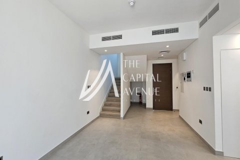 Townhouse on the Yas Island, Abu Dhabi, UAE 3 bedrooms, 166 sq.m. № 605110 - photo 4