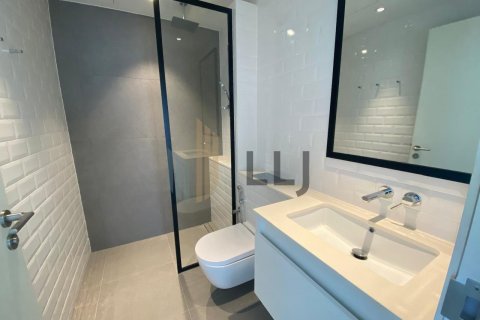 Apartment in Al Reem Island, Abu Dhabi, UAE 2 bedrooms, 116.3 sq.m. № 624062 - photo 16
