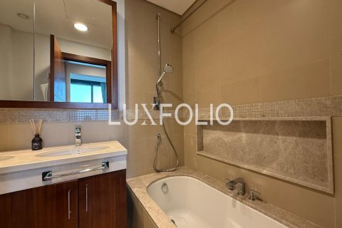Apartemen di Downtown Dubai (Downtown Burj Dubai), Dubai, UEA 3 kamar tidur, 169 m2 nomor 628083 - foto 28