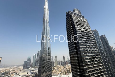 Apartemen di Downtown Dubai (Downtown Burj Dubai), Dubai, UEA 3 kamar tidur, 169 m2 nomor 628083 - foto 2