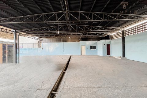 Warehouse in Ras Al Khor, Dubai, UAE 278.7 sq.m. № 567171 - photo 3