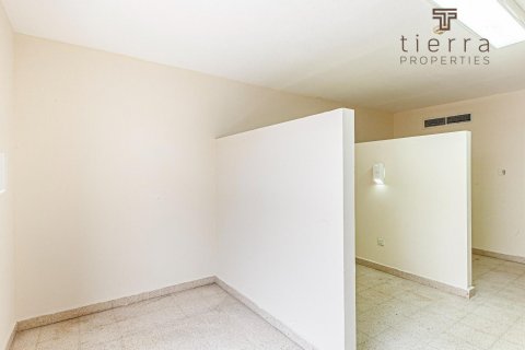 Building in Dubai, UAE 9280.9 sq.m. № 567180 - photo 5
