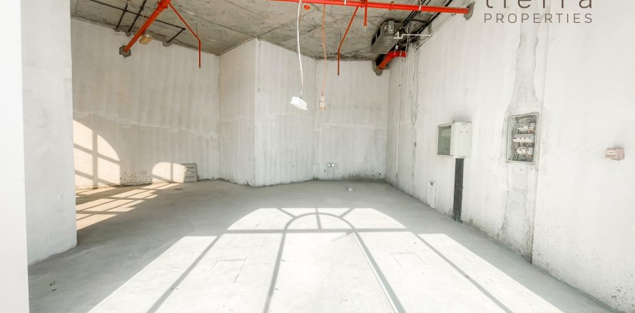 Dyqan në Dubai Silicon Oasis, Emiratet e Bashkuara Arabe 69.7 m2. № 567169