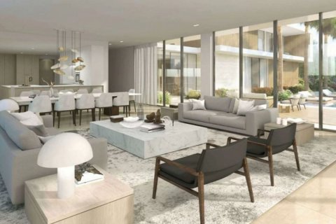 Commercial property in Al Reem Island, Abu Dhabi, UAE 4 bedrooms, 361 sq.m. № 594238 - photo 1