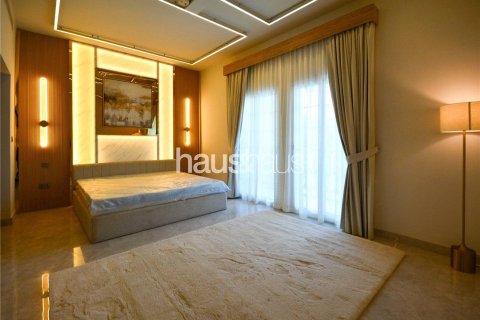 Townhouse in Jumeirah Village Triangle, Dubai, UAE 2 bedrooms, 152 sq.m. № 625855 - photo 13