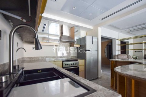 Townhouse in Jumeirah Village Triangle, Dubai, UAE 2 bedrooms, 152 sq.m. № 625855 - photo 7