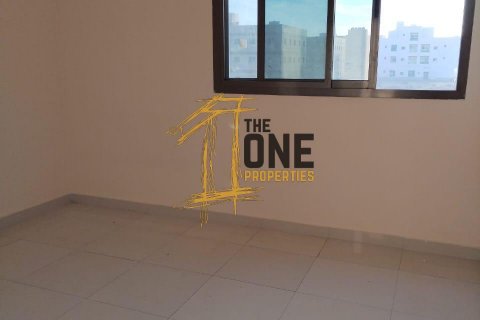 Building in Ajman, UAE 743.2 sq.m. № 584782 - photo 8