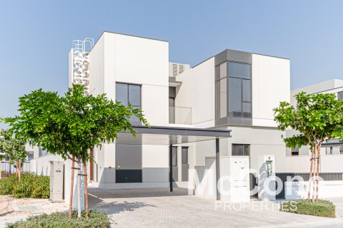 Villa itt: Al Furjan, Dubai, EAE, 4 hálószoba, 571.73 m², azonosító: 586905 - fénykép 14