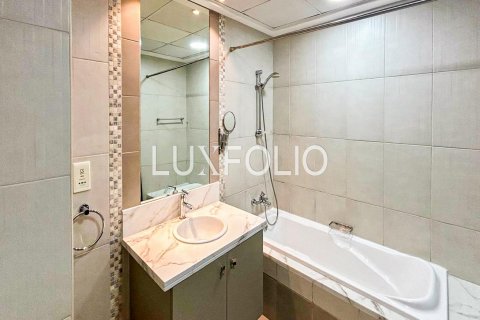 Apartment in Business Bay, Dubai, UAE 3 bedrooms, 172 sq.m. № 627873 - photo 12