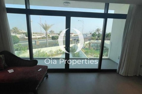 Řadový dům na Saadiyat Island, Abu Dhabi, SAE 4 ložnice, 597 m² Č.: 608842 - fotografie 11