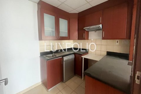 Apartment in Jumeirah Beach Residence, Dubai, UAE 2 bedrooms, 129 sq.m. № 627839 - photo 5