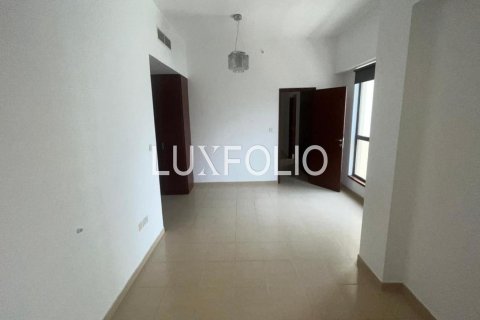 Apartment in Jumeirah Beach Residence, Dubai, UAE 2 bedrooms, 129 sq.m. № 627839 - photo 8