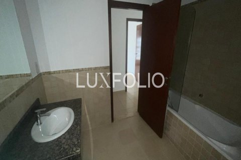 Apartment in Jumeirah Beach Residence, Dubai, UAE 2 bedrooms, 129 sq.m. № 627839 - photo 14