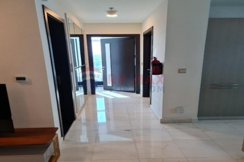 דירה למכירה ב Business Bay, Dubai, איחוד האמירויות  2 חדרי שינה, 104.5 מ"ר, מספר 588979 - תמונה 2