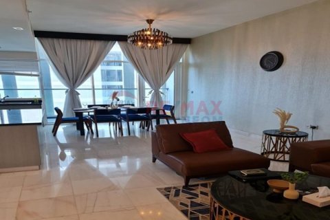 דירה למכירה ב Business Bay, Dubai, איחוד האמירויות  2 חדרי שינה, 104.5 מ"ר, מספר 588979 - תמונה 1