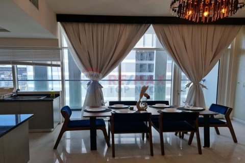 דירה למכירה ב Business Bay, Dubai, איחוד האמירויות  2 חדרי שינה, 104.5 מ"ר, מספר 588979 - תמונה 4