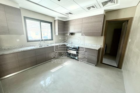 Rumah bandar di Sharjah, UAE 3 bilik tidur, 187 meter persegi № 588328 - foto 9