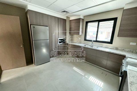 Rumah bandar di Sharjah, UAE 3 bilik tidur, 187 meter persegi № 588328 - foto 8