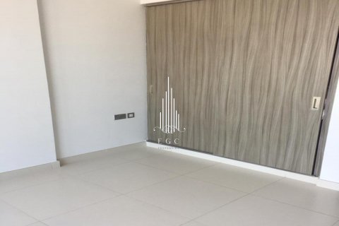 Apartment in Al Reem Island, Abu Dhabi, UAE 1 bedroom, 63.8 sq.m. № 591806 - photo 3